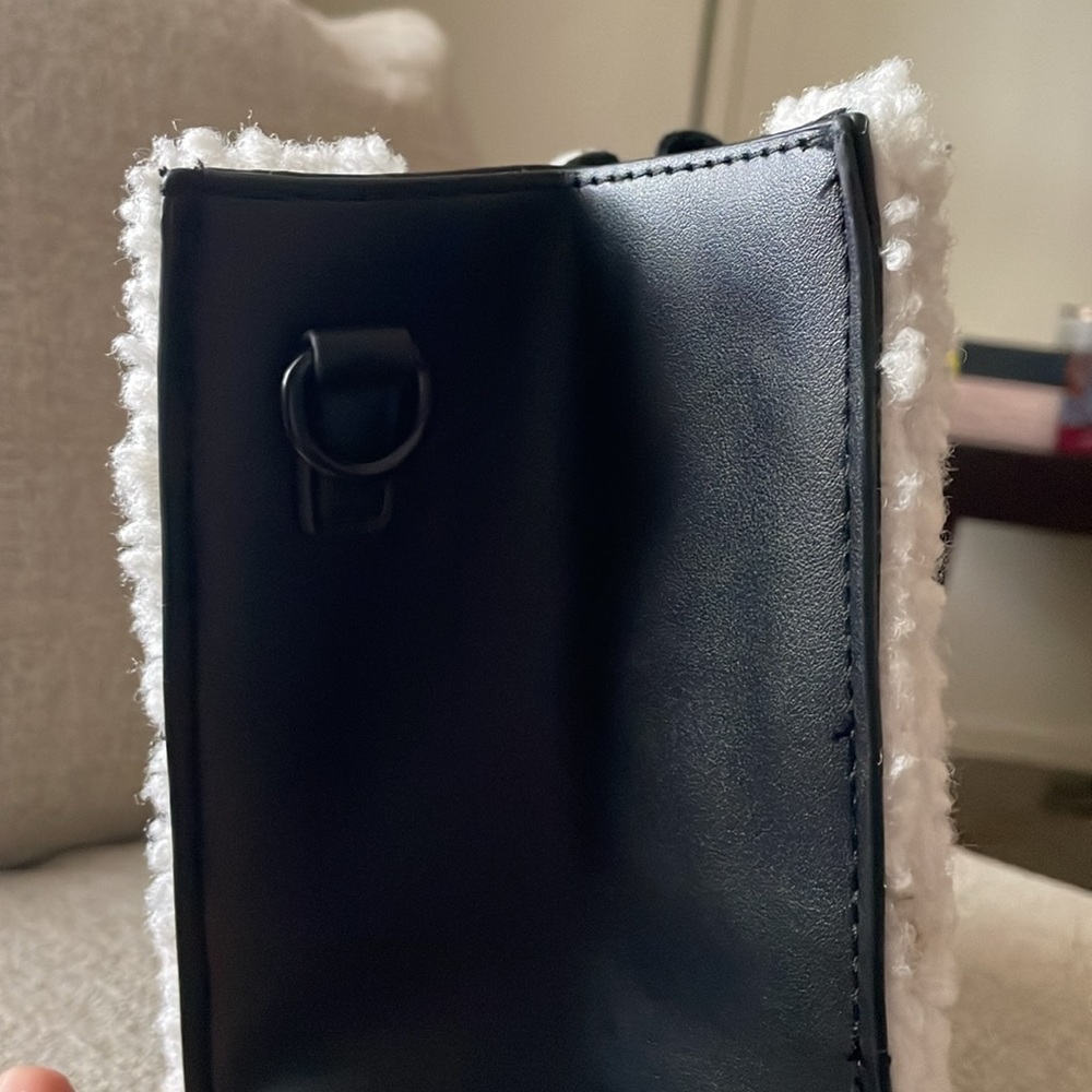 Steve Madden large Sherpa quilted tote Bdanniii - Picture 5 of 13